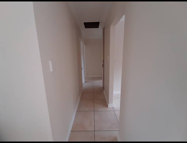 2 BEDROOM TOWNHOUSE TO LET IN SOMERSET PARK